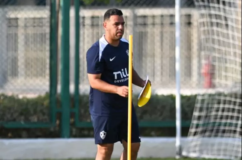 مصدر: حازم إمام يعود لمنصب نائب مدير قطاع الناشئين